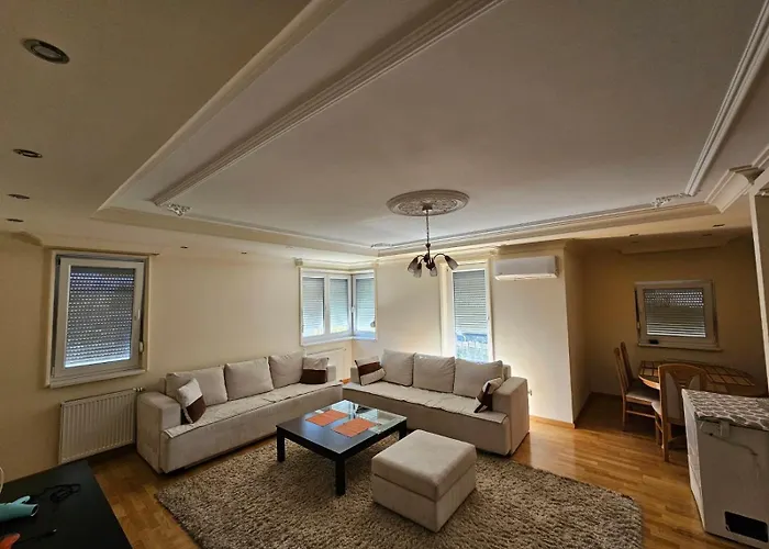 Ronaldos Home